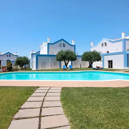 Perogil Pool Tavira