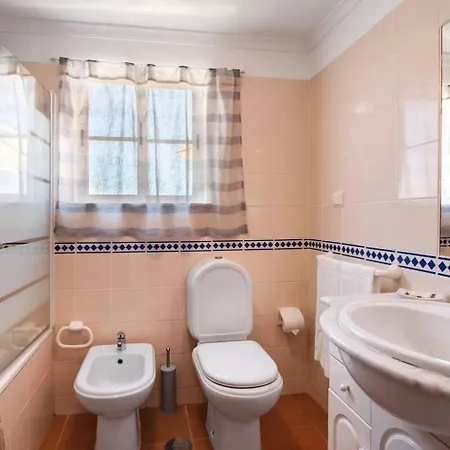 Perogil Pool Appartement